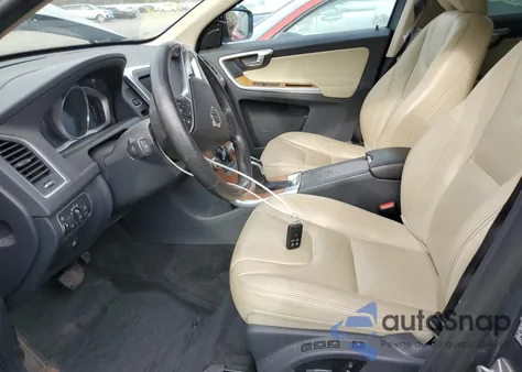 2017 Volvo Xc60 T5 Inscription z USA, uszkodzony, nr VIN YV440MRU1H2126444